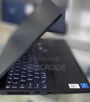 New Laptop Lenovo Ideapad 3 16GB Intel Core i5 SSD 512GB