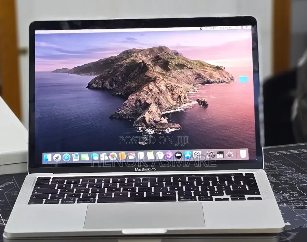 New Laptop Apple MacBook Air 2020 M1 32GB Intel Core i7 SSD 512GB