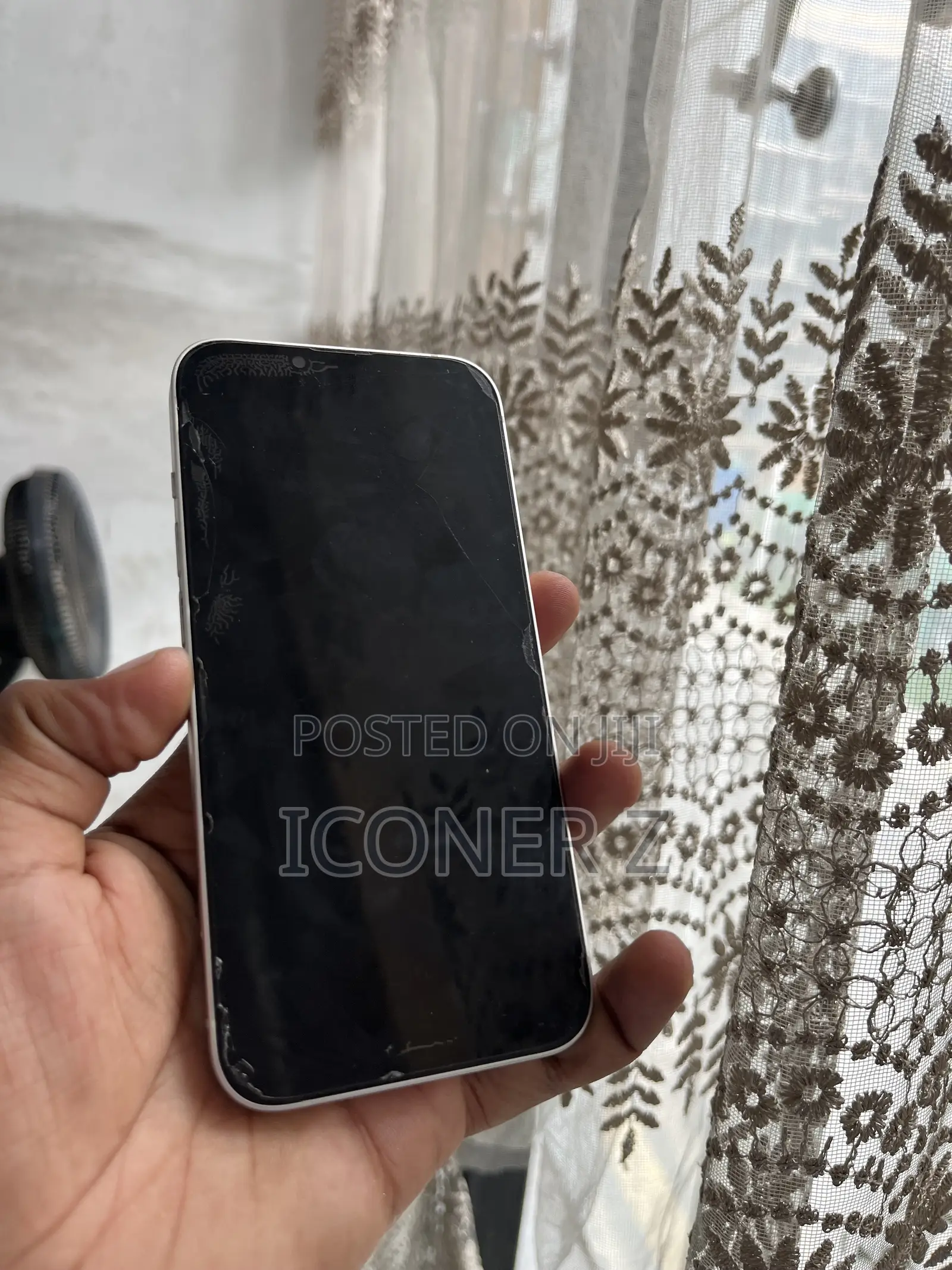 New Apple iPhone 13 128 GB White