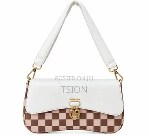 Stylish Women’s Shoulder Bag