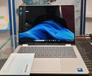 New Laptop HP OmniBook 5 Flip 16GB Intel Core 7 SSD 512GB