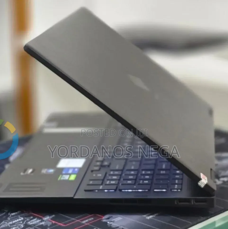 New Laptop HP Omen 16 16GB Intel Core i9 SSD 512GB