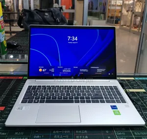 New Laptop HP ProBook 450 G8 16GB Intel Core i7 SSD 512GB