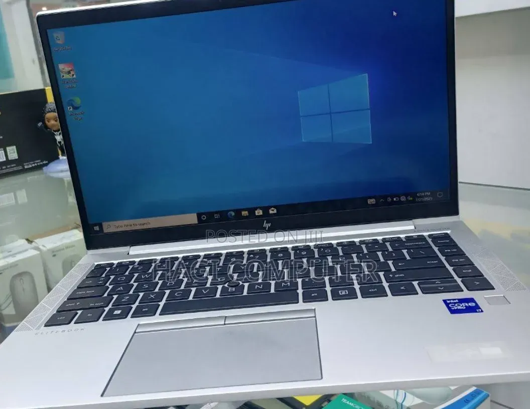 New Laptop HP EliteBook 840 G8 16GB Intel Core i5 SSD 512GB