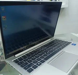 New Laptop HP EliteBook 840 G8 16GB Intel Core i5 SSD 512GB