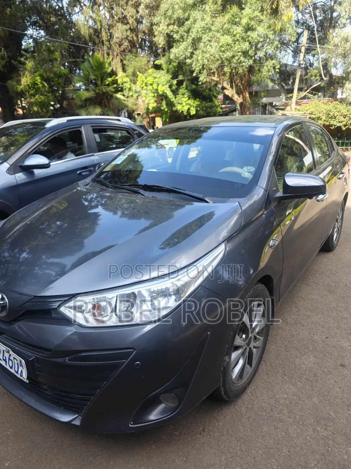 Toyota Yaris 2020 Gray