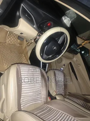 Toyota Yaris 2020 Gray