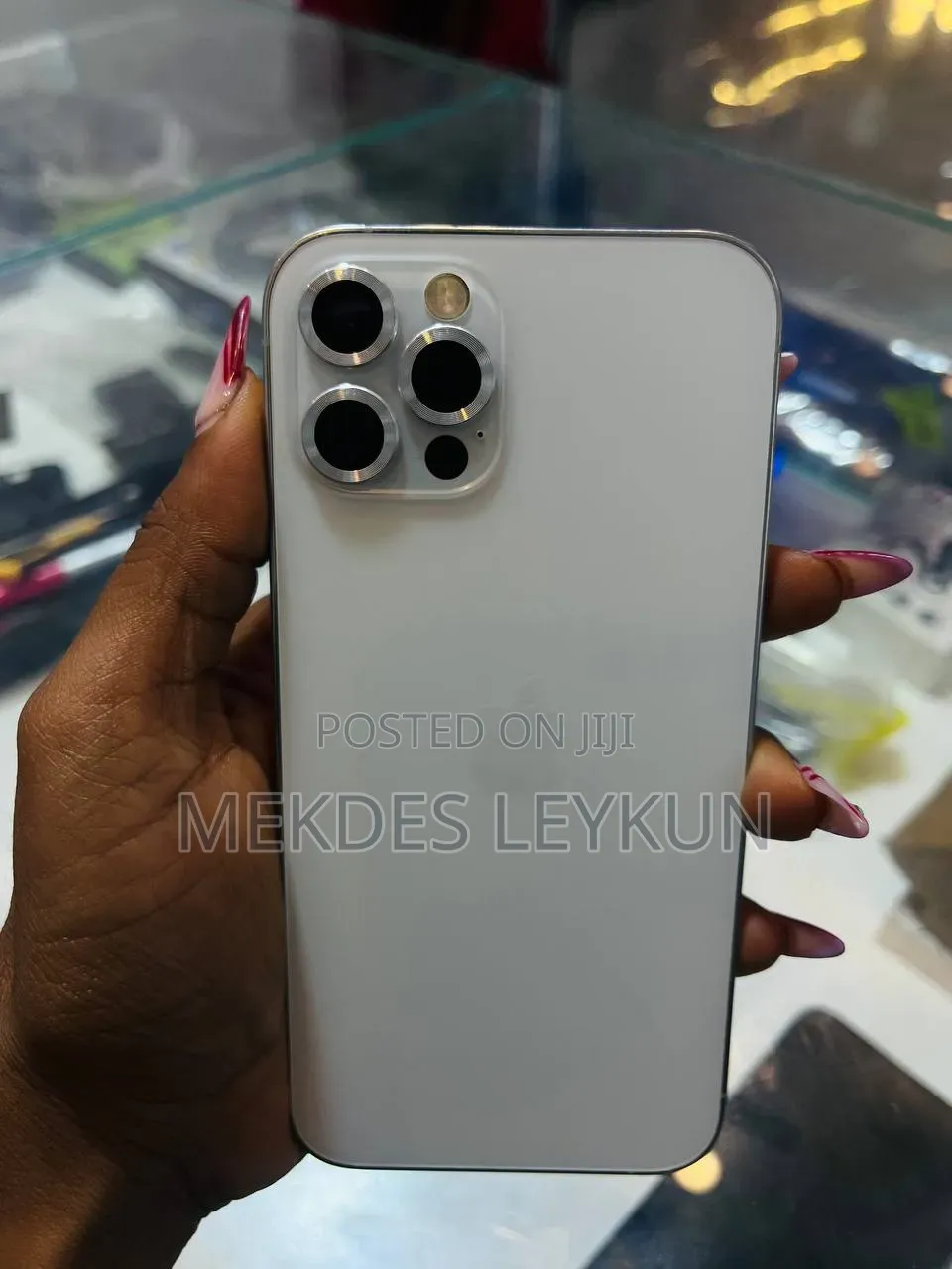New Apple iPhone 12 128 GB White