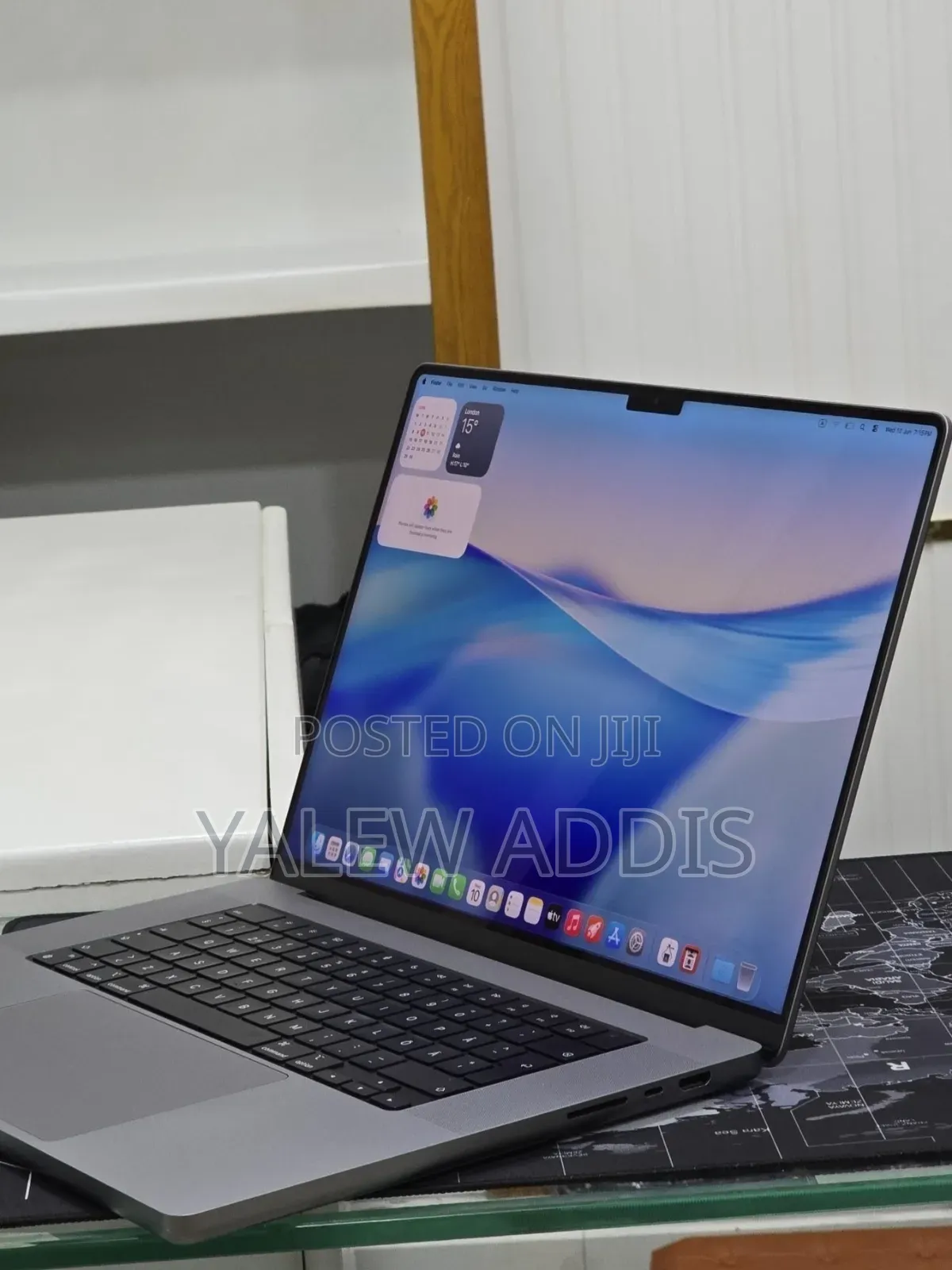 New Laptop Apple MacBook Pro 2021 M1 Max 32GB Apple M1 SSD 1T