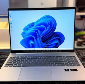 New Laptop HP Pavilion 15 32GB Intel Core Ultra 7 SSD 1T