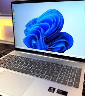 New Laptop HP Pavilion 15 32GB Intel Core Ultra 7 SSD 1T