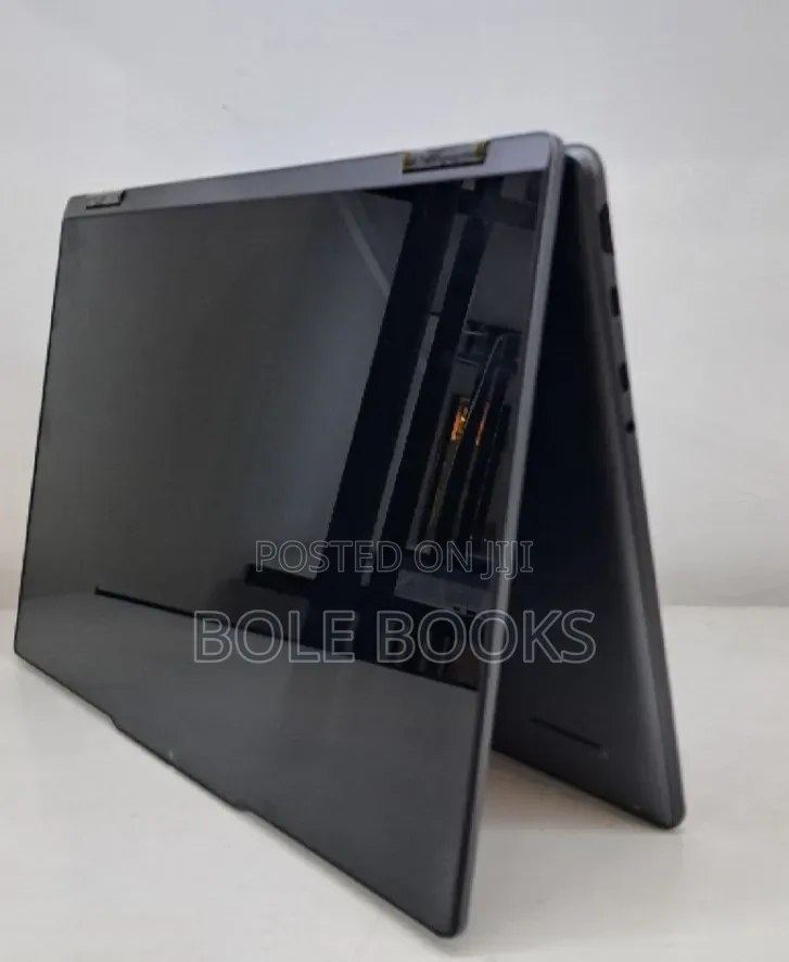 New Laptop Lenovo Yoga 7i 16GB Intel Core Ultra 7 SSD 512GB