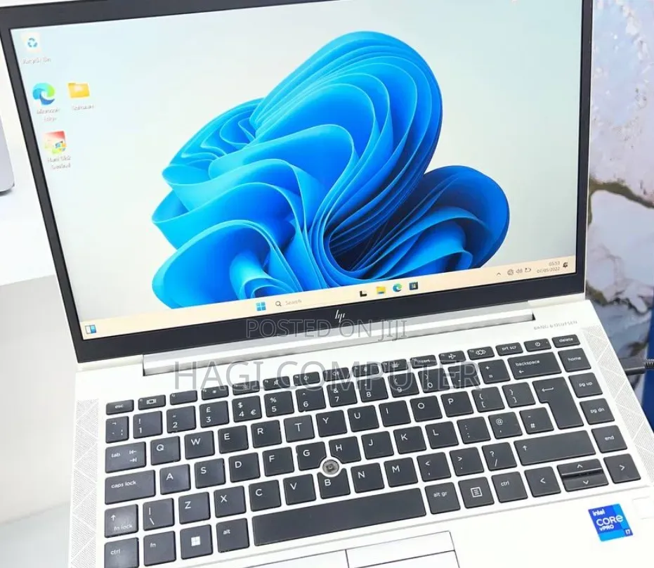 New Laptop HP EliteBook 840 G8 16GB Intel Core i7 SSD 512GB