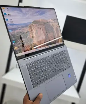 New Laptop Lenovo IdeaPad Yoga 11S 32GB Intel Core Ultra 7 SSD 1T