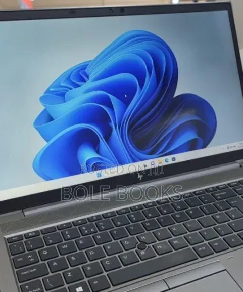New Laptop HP ZBook 14 16GB Intel Core i7 SSD 512GB