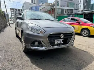 Suzuki Dzire 2022 Silver