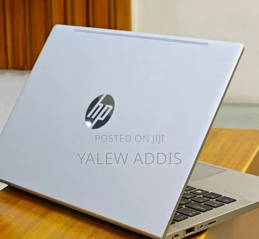 New Laptop HP ProBook 460 G11 16GB Intel Core i5 SSD 512GB