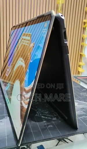 New Laptop HP Spectre 16GB Intel Core i7 SSD 512GB