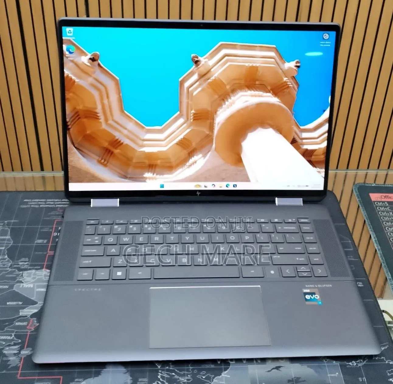 New Laptop HP Spectre 16GB Intel Core i7 SSD 512GB