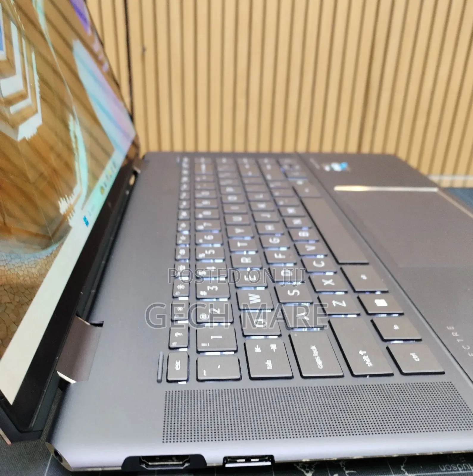 New Laptop HP Spectre 16GB Intel Core i7 SSD 512GB