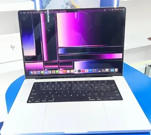 New Laptop Apple MacBook Pro 16GB Apple M1 SSD 512GB