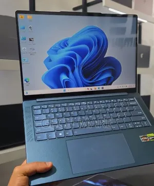 New Laptop Lenovo Yoga 710 16GB AMD Ryzen 7 SSD 512GB
