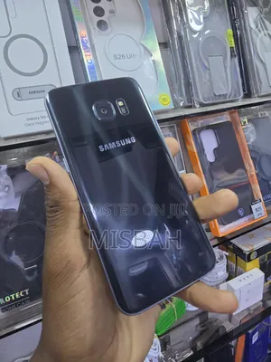 Samsung Galaxy S7 edge 32 GB Black