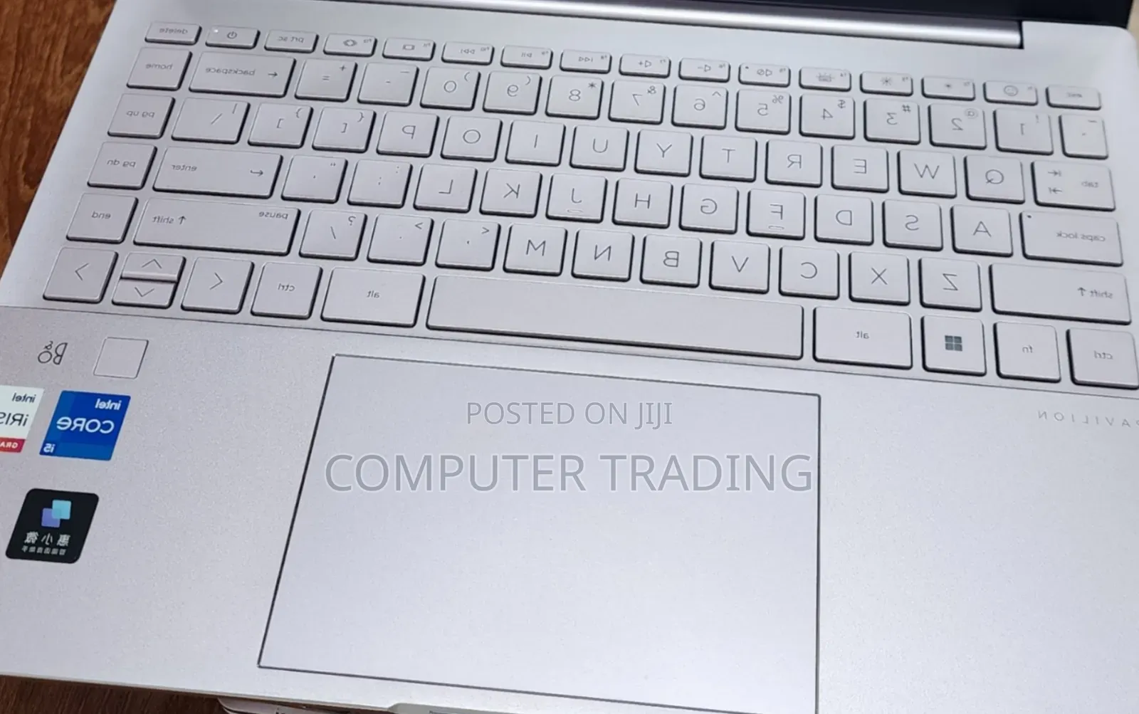 New Laptop HP Pavilion X2 10 16GB Intel Core i5 SSD 1T