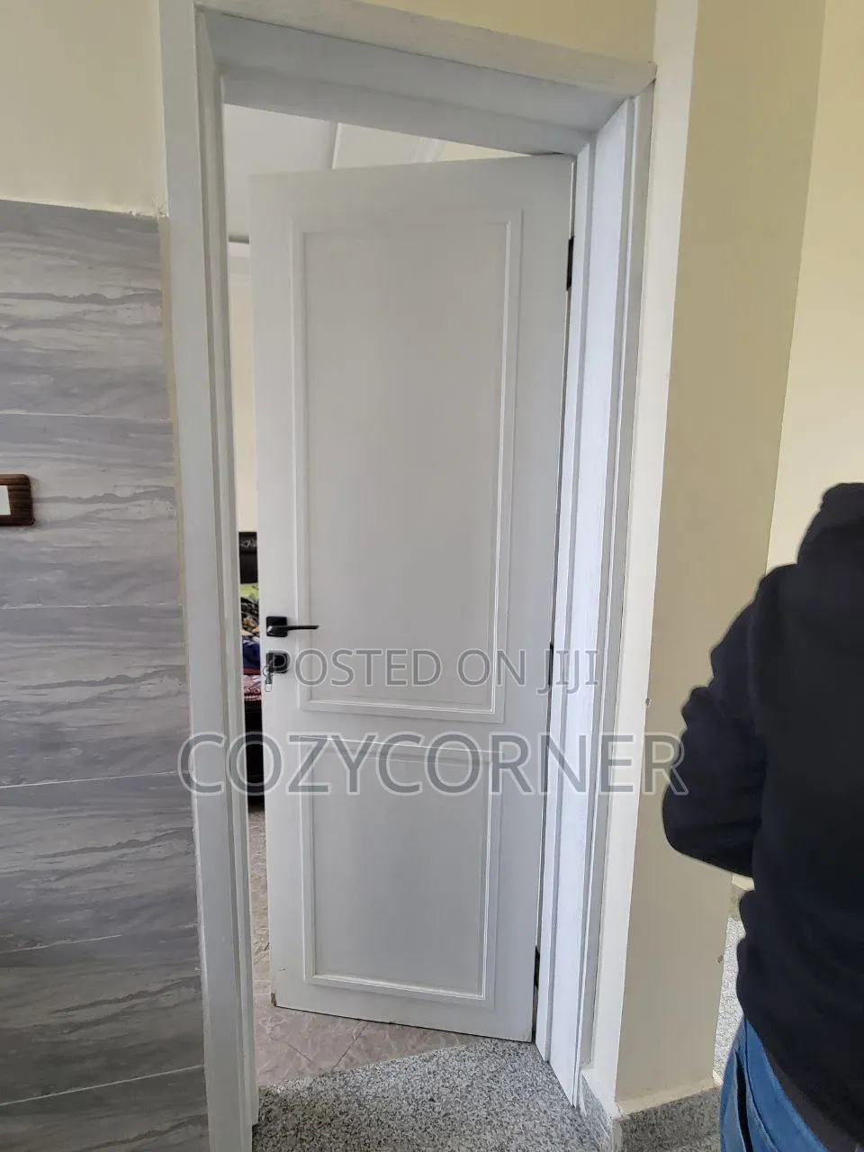 Dreamy Doors to Enlightened Living Space. የቤት በር ገጠማን ጨምሮ
