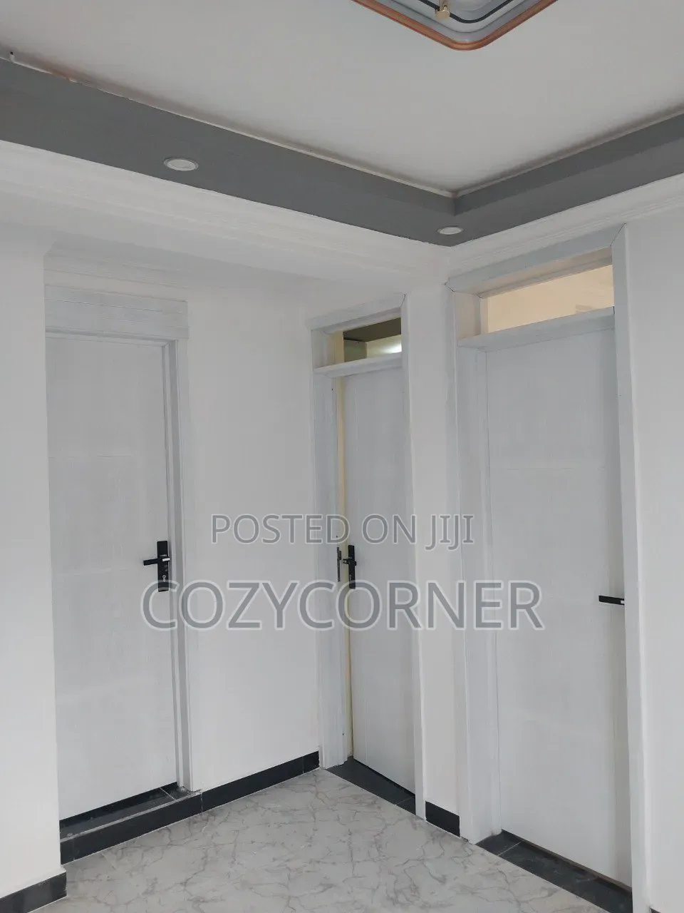 Dreamy Doors to Enlightened Living Space. የቤት በር ገጠማን ጨምሮ
