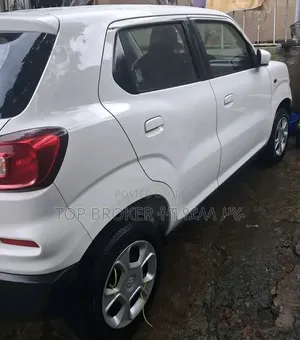 Toyota Passo 2023 White
