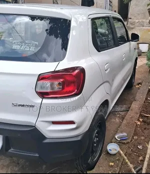 Toyota Passo 2023 White