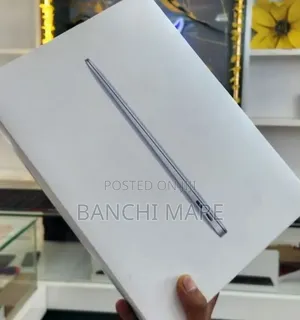 New Laptop Apple MacBook Air 2020 M1 8GB Apple M1 SSD 256GB