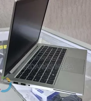 New Laptop HP 16GB AMD Ryzen 5 SSD 512GB