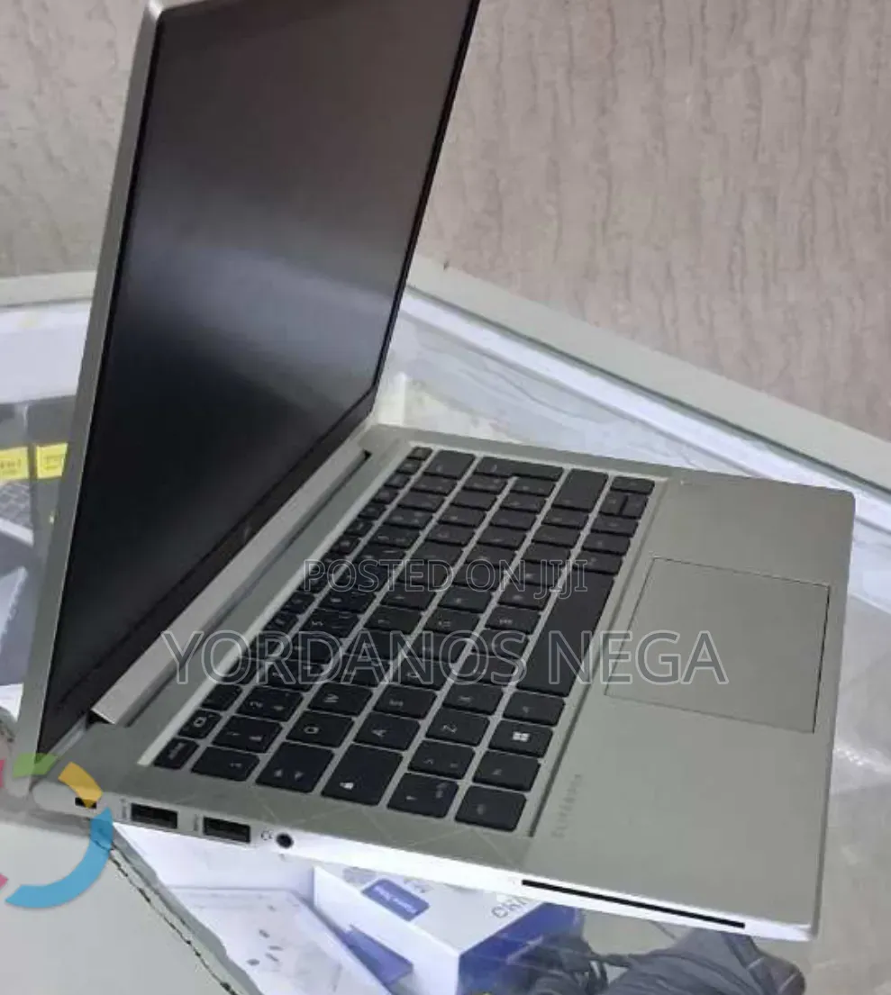 New Laptop HP 16GB AMD Ryzen 5 SSD 512GB