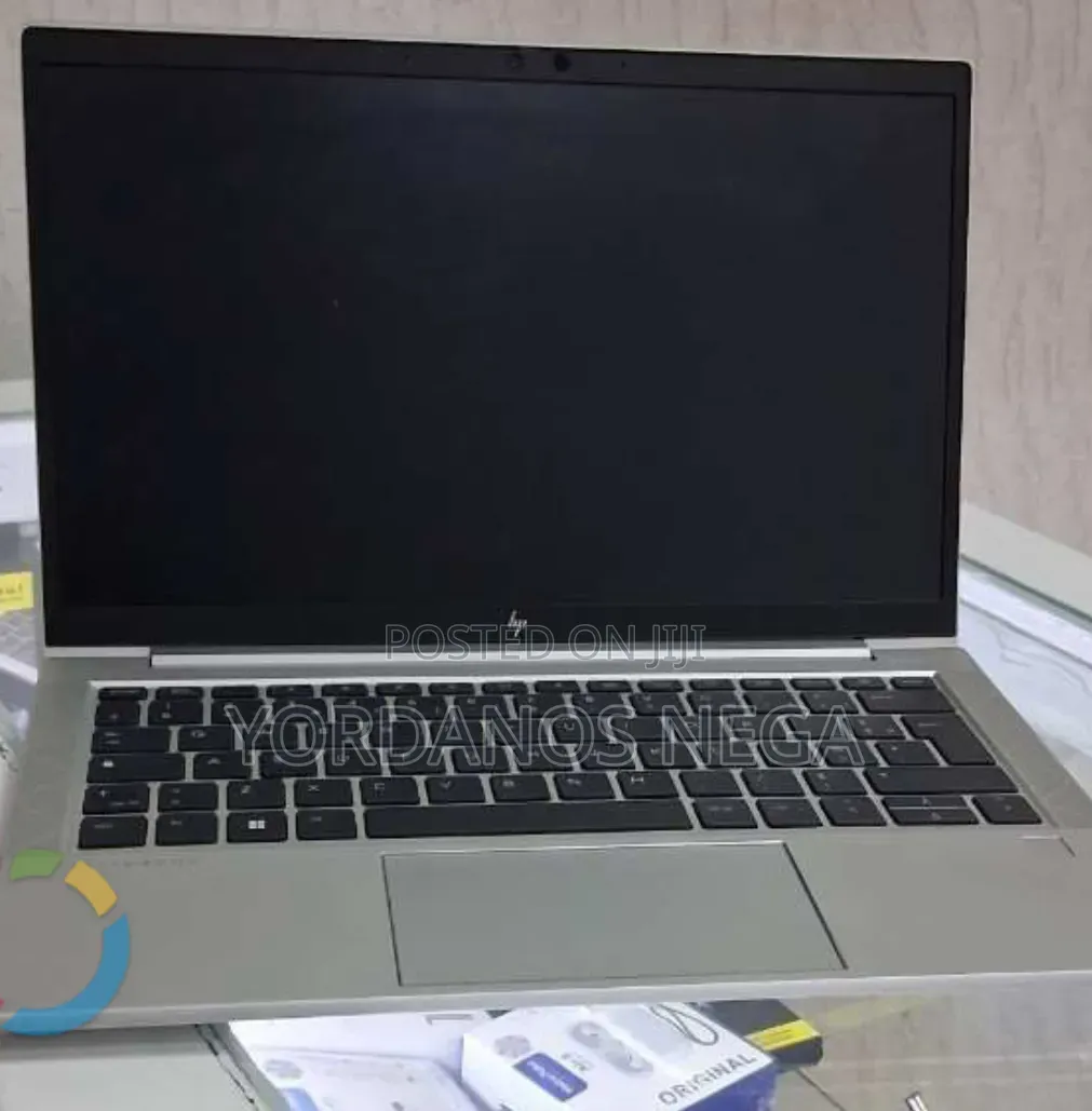 New Laptop HP 16GB AMD Ryzen 5 SSD 512GB