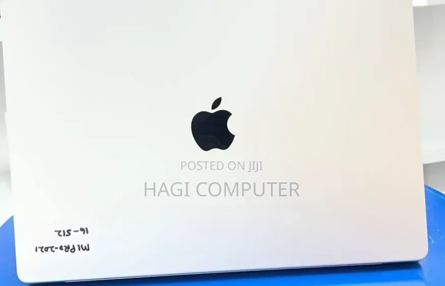 New Laptop Apple MacBook Pro 16GB Apple M1 Pro SSD 512GB
