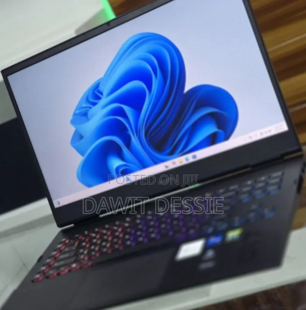 New Laptop HP Omen 17 16GB Intel Core i7 SSD 1T