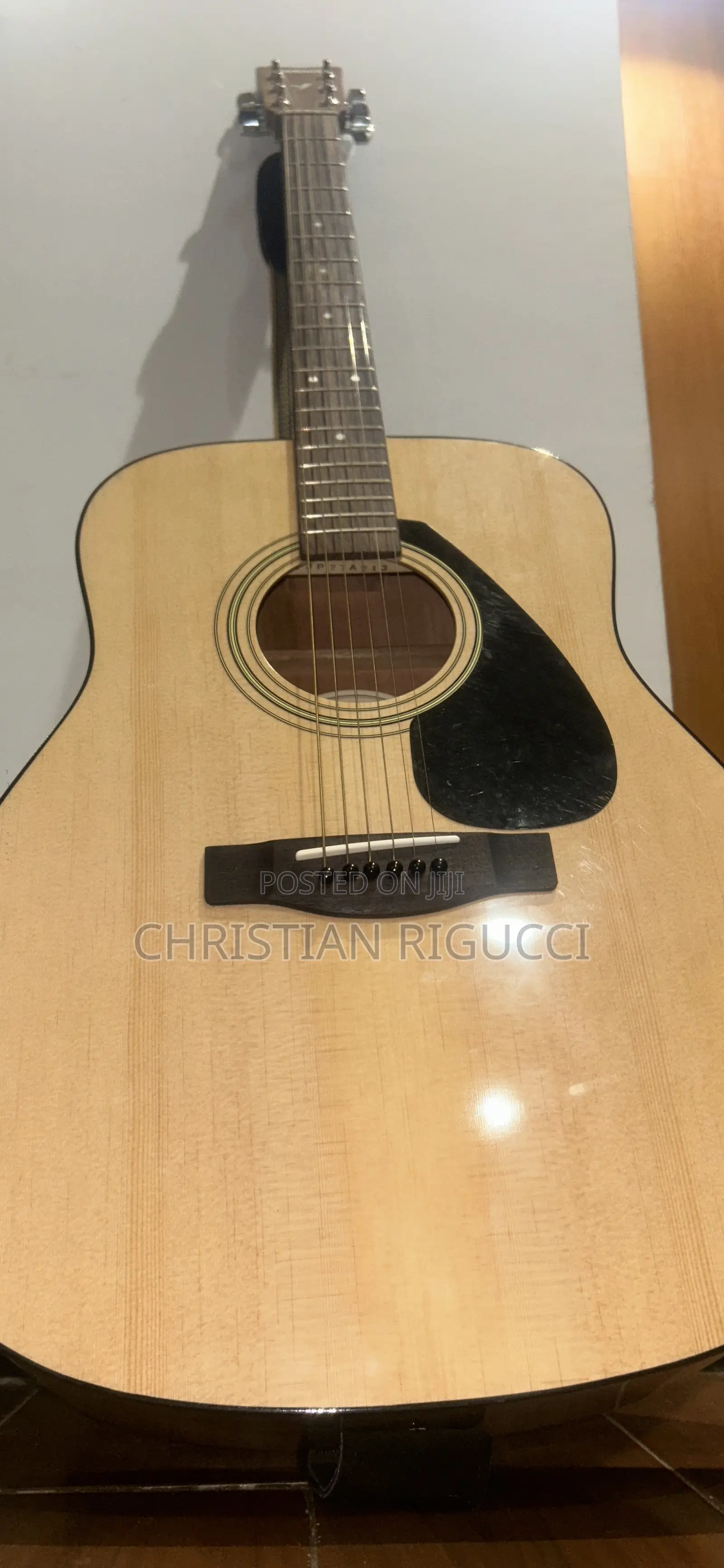 Yamaha F310 Acoustic Guitar
