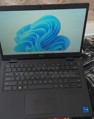 New Laptop Dell 16GB Intel Core i7 SSD 512GB