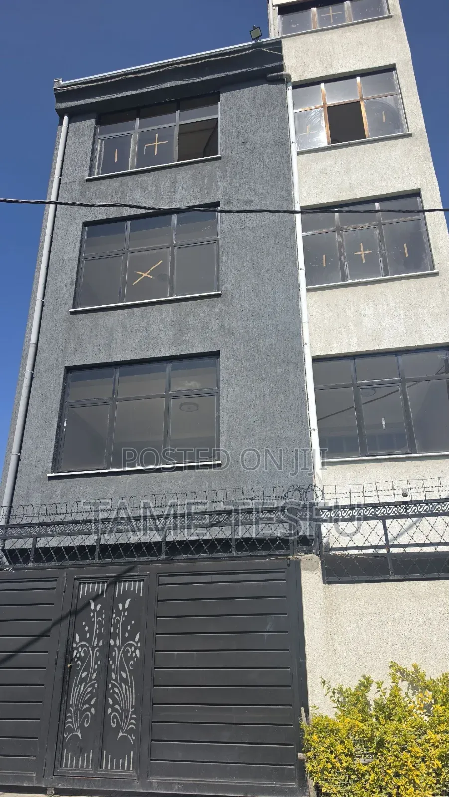 Furnished 8bdrm House in ሀያት, Bole for sale
