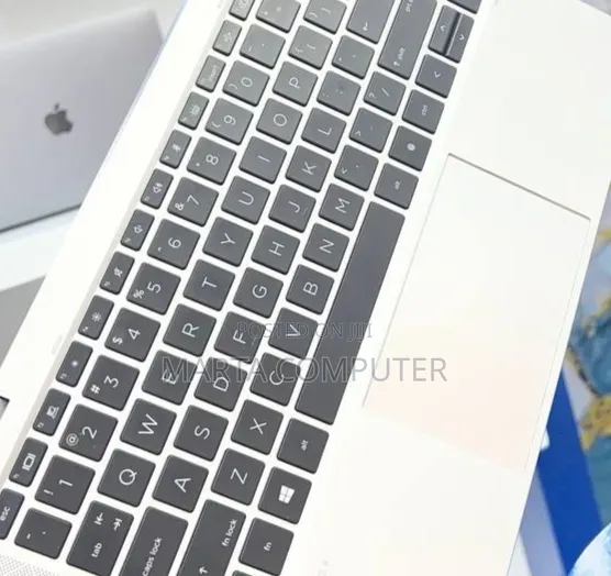 New Laptop HP EliteBook x360 1040 G7 16GB Intel Core i7 SSD 512GB