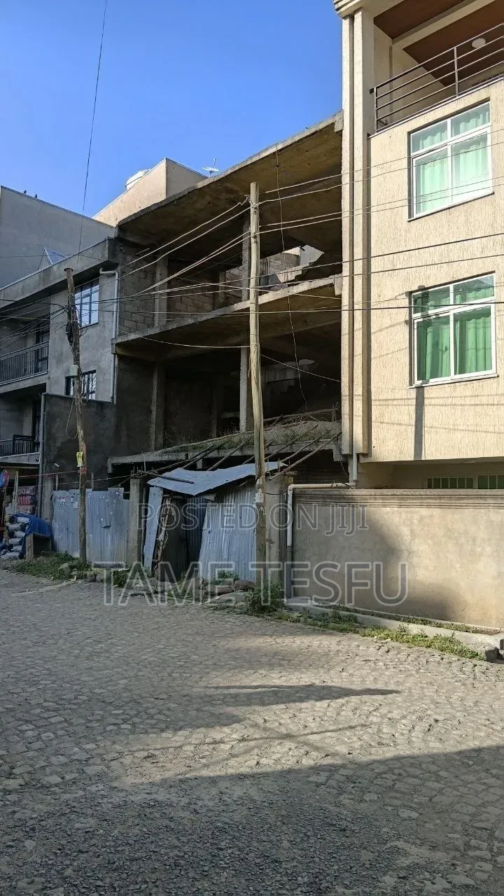 1bdrm House in ሰሚት, Bole for sale