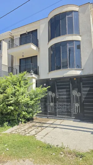 Furnished 8bdrm House in ሀያት, Bole for sale