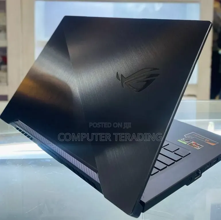 New Laptop Asus ROG Zephyrus G15 16GB AMD Ryzen 7 SSD 512GB
