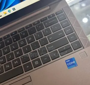 New Laptop HP ZBook Fury 15 G8 16GB Intel Core i5 SSD 512GB