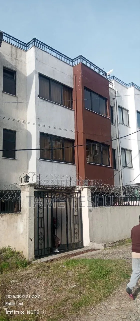 Furnished 8bdrm House in ሀያት, Bole for sale