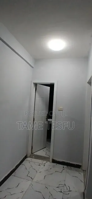 Furnished 8bdrm House in ሀያት, Bole for sale