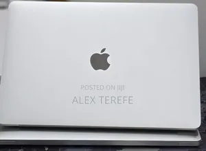 New Laptop Apple MacBook 2020 16GB Intel Core i7 SSD 512GB