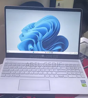 New Laptop HP Pavilion 15 8GB Intel Core i5 SSD 512GB